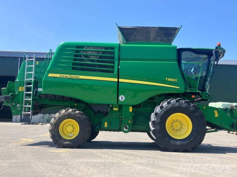 John Deere T 560 i Mähdrescher