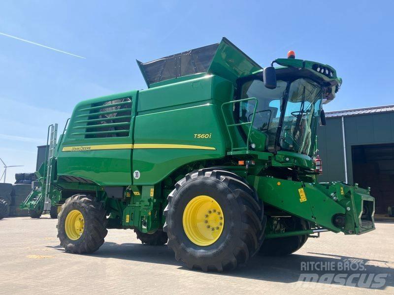 John Deere T 560 i Mähdrescher