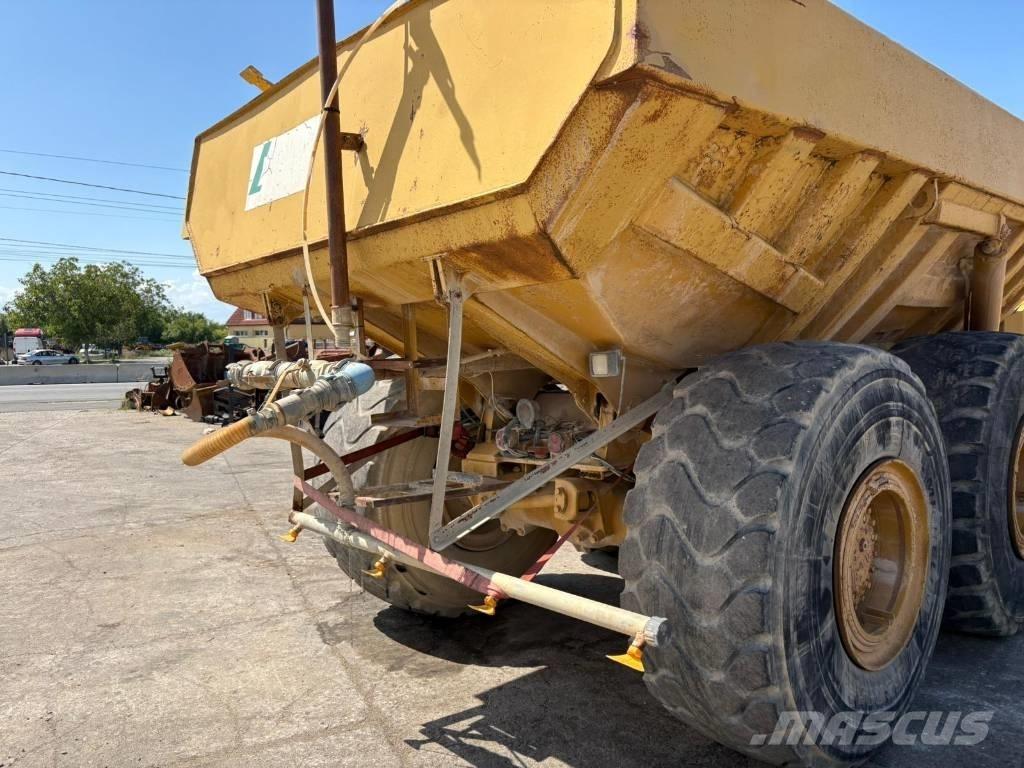 CAT D 350 C Dumper - Knickgelenk