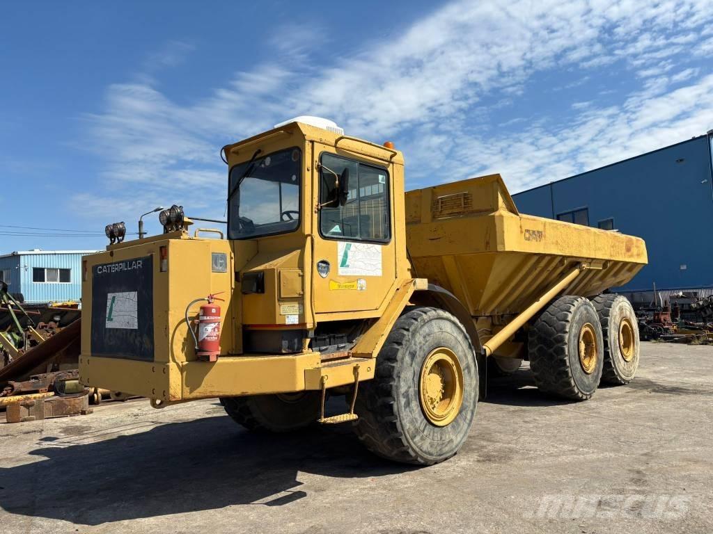 CAT D 350 C Dumper - Knickgelenk