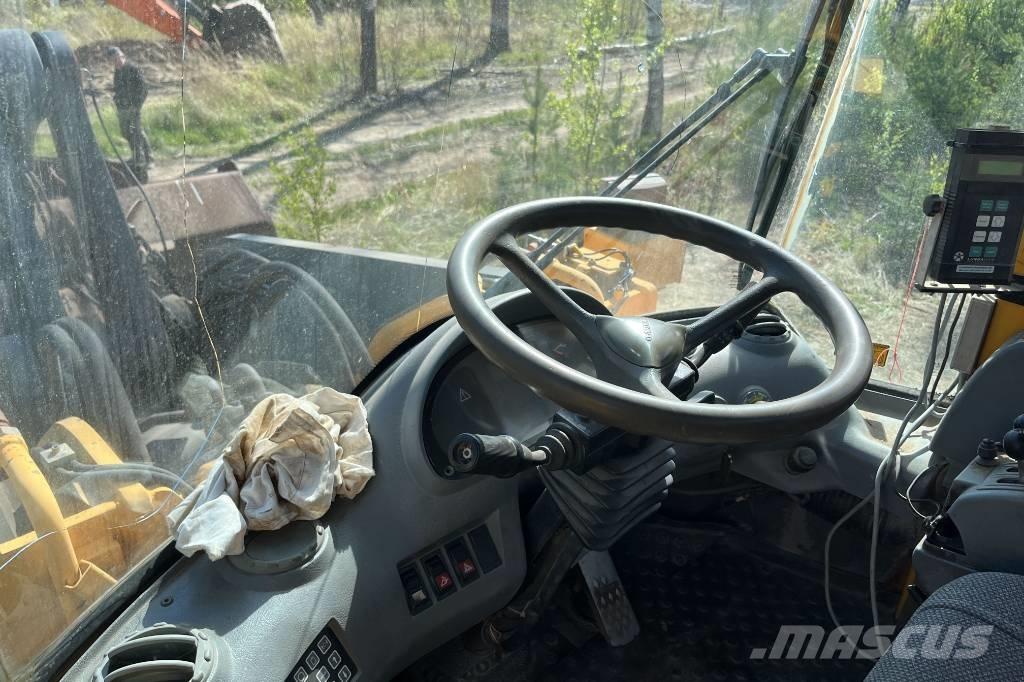 Volvo L 220 Radlader