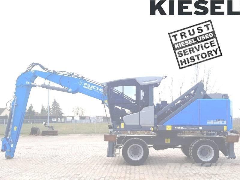 Fuchs MHL 320 F Materialumschlag