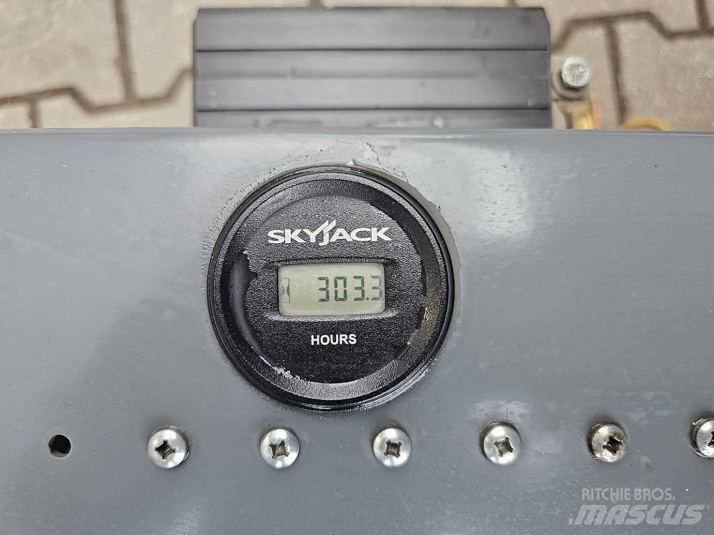 SkyJack SJ III4632 Scheren-Arbeitsbühnen