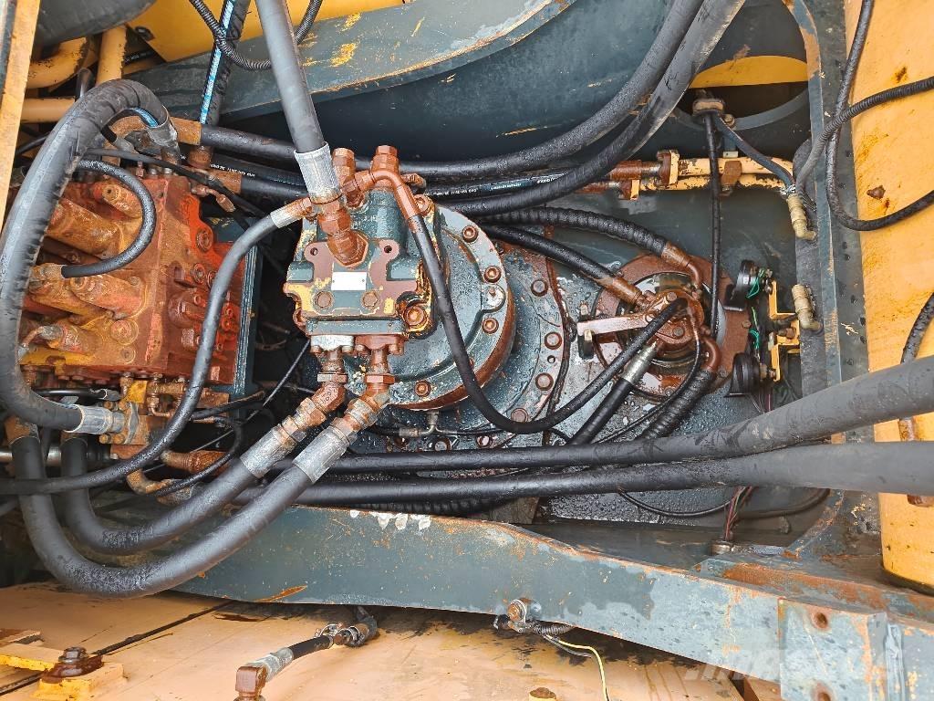 Hyundai 330LC-9S Raupenbagger