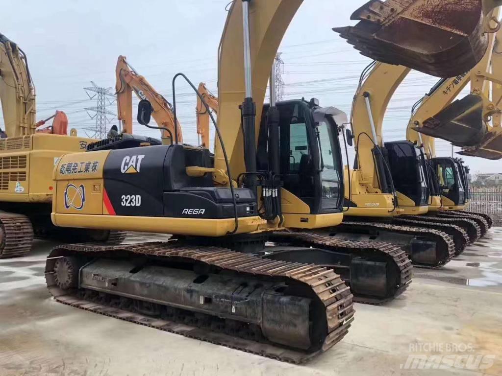 CAT 323 D Raupenbagger