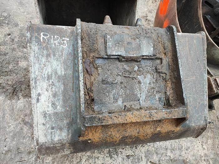 Mecalac 12MXT Schaufeln
