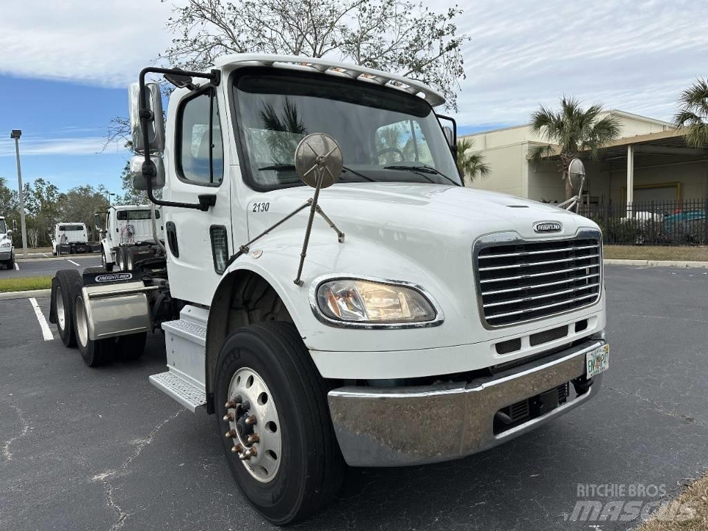 Freightliner M2 Sattelzugmaschinen