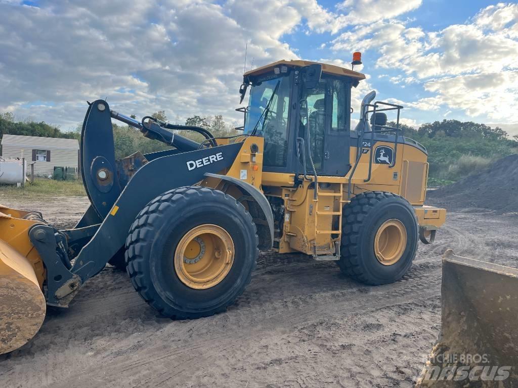 DEERE 724P Radlader