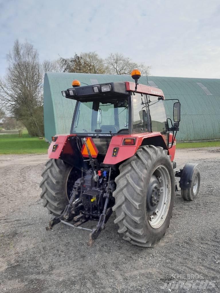 Case IH 5120 Traktoren