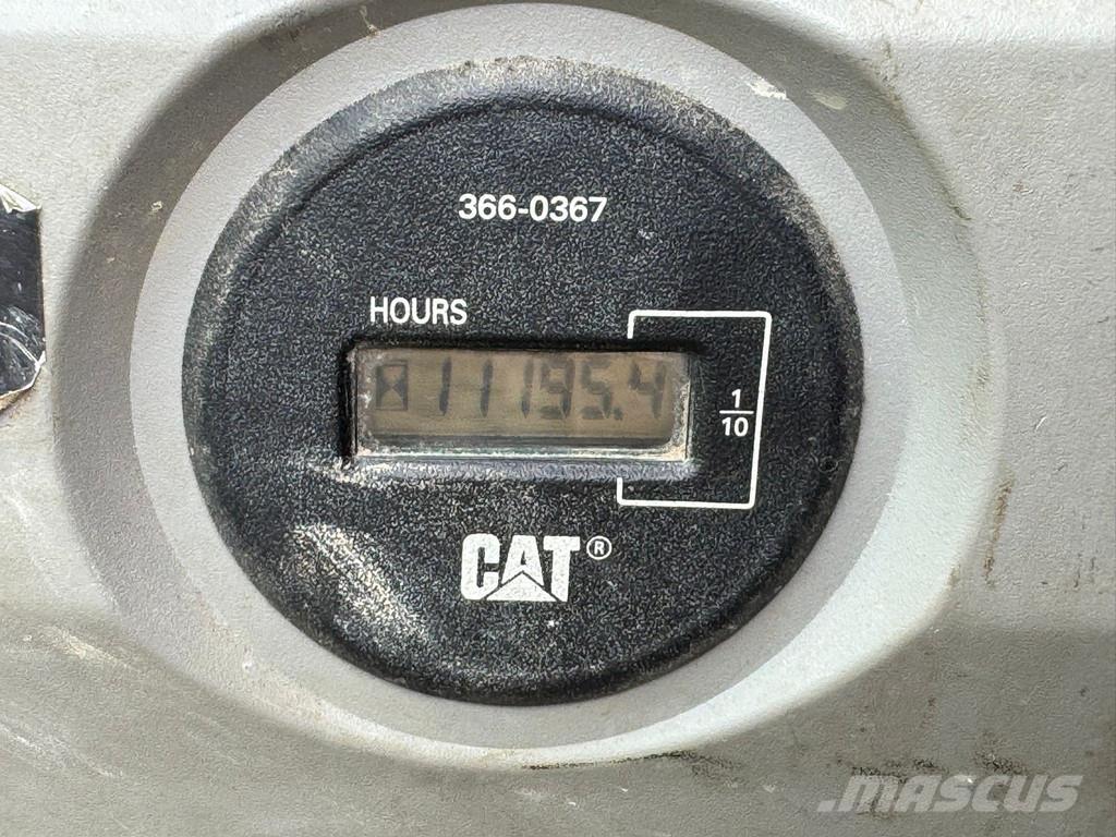 CAT 323E Raupenbagger