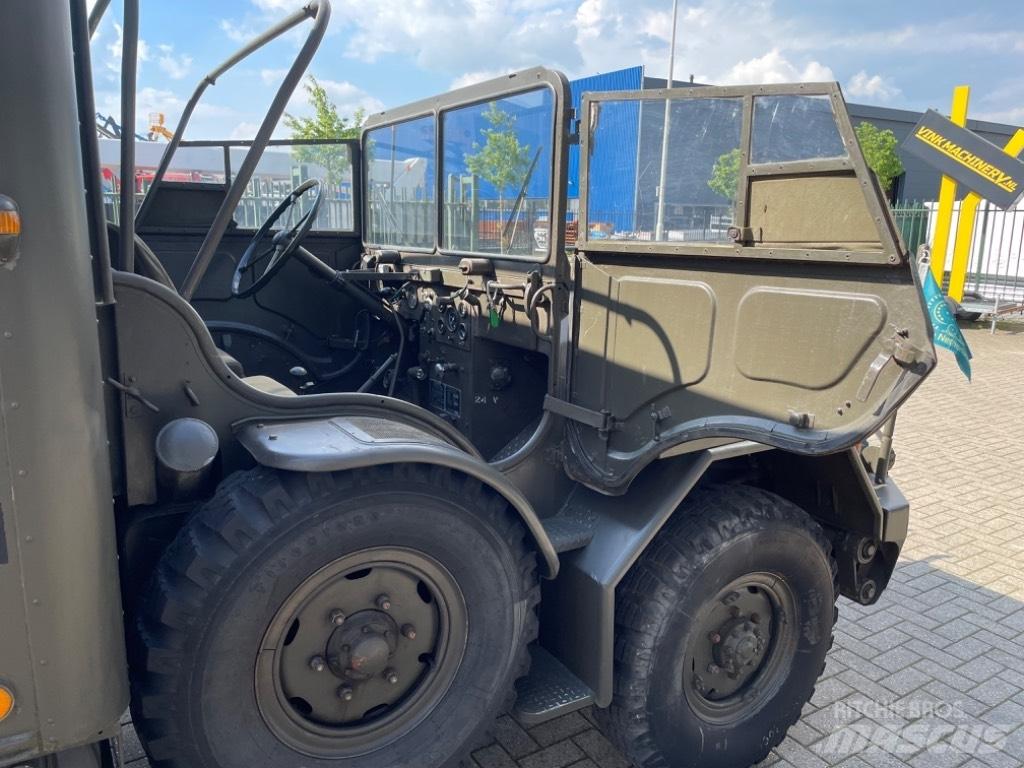 DAF YA 126 GWT Krankenwagen