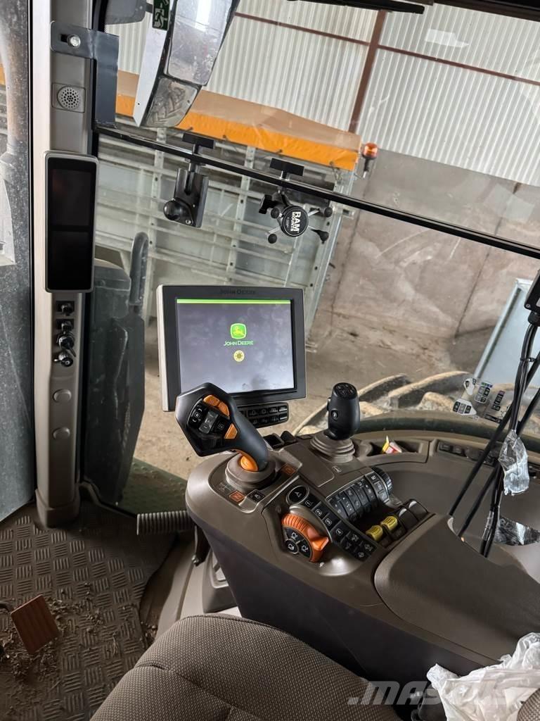 John Deere 7R310 Traktoren