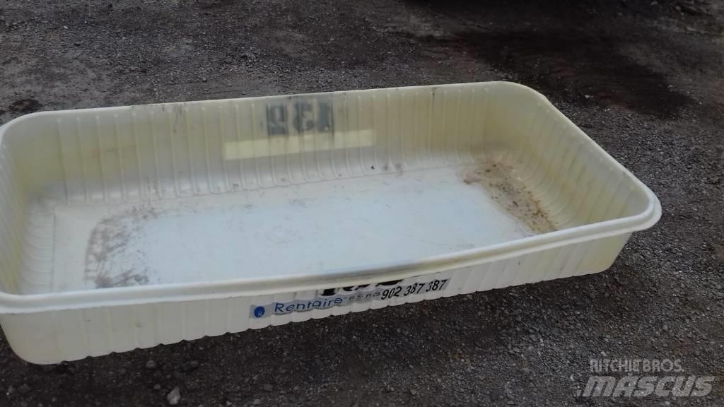  BANDEJA GASOIL Sonstige Baumaschinen