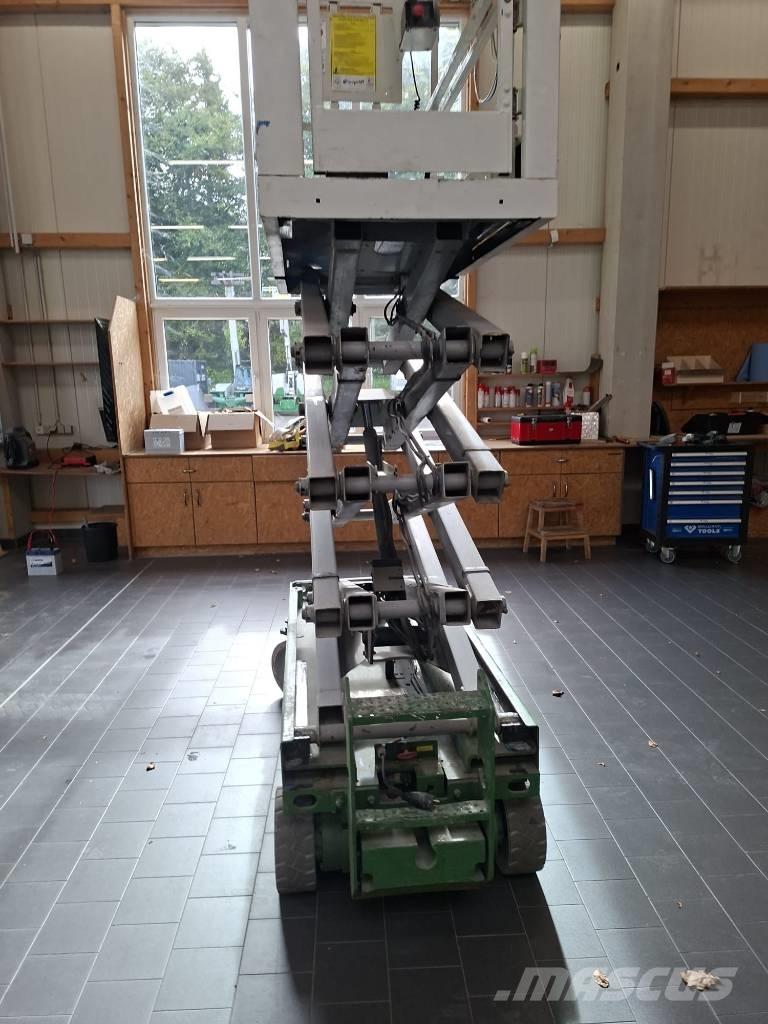 Genie GS 1932 Scheren-Arbeitsbühnen