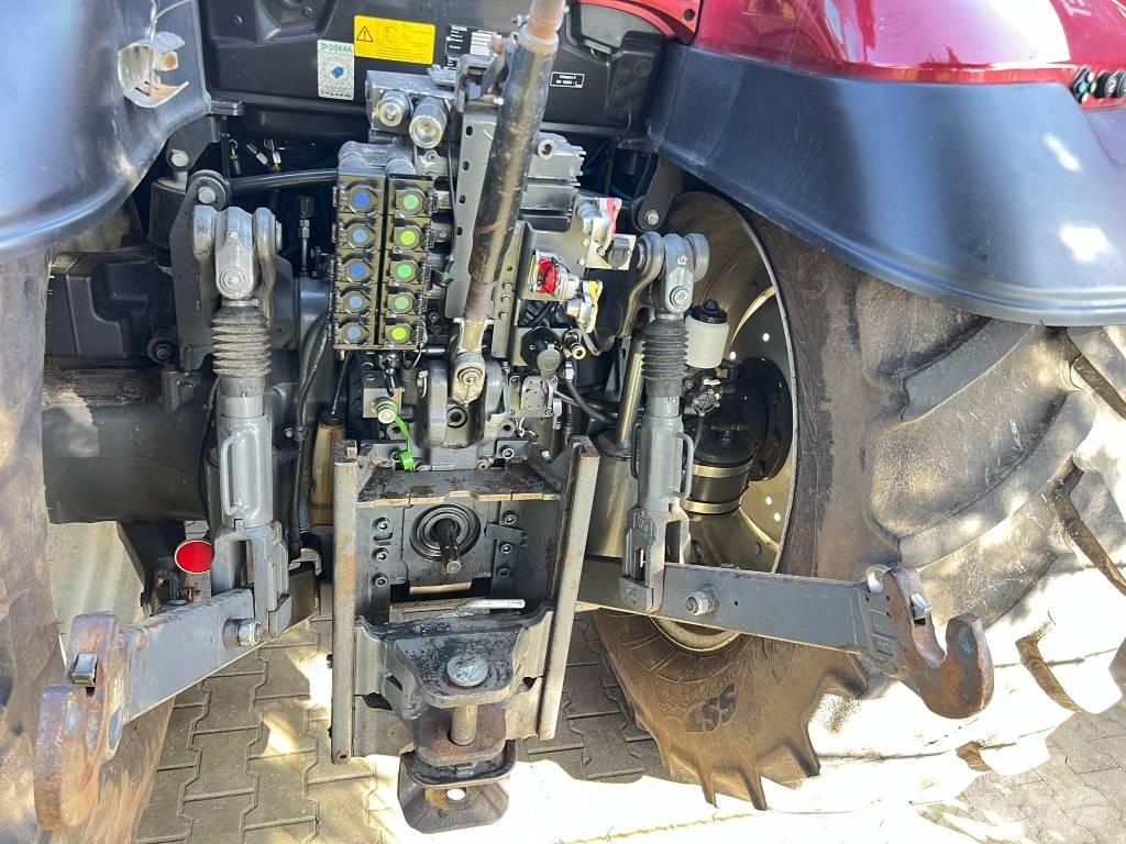 Valtra T 174 Versu Traktoren
