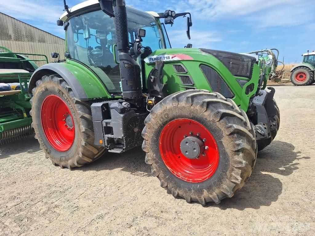 Fendt 718 Traktoren