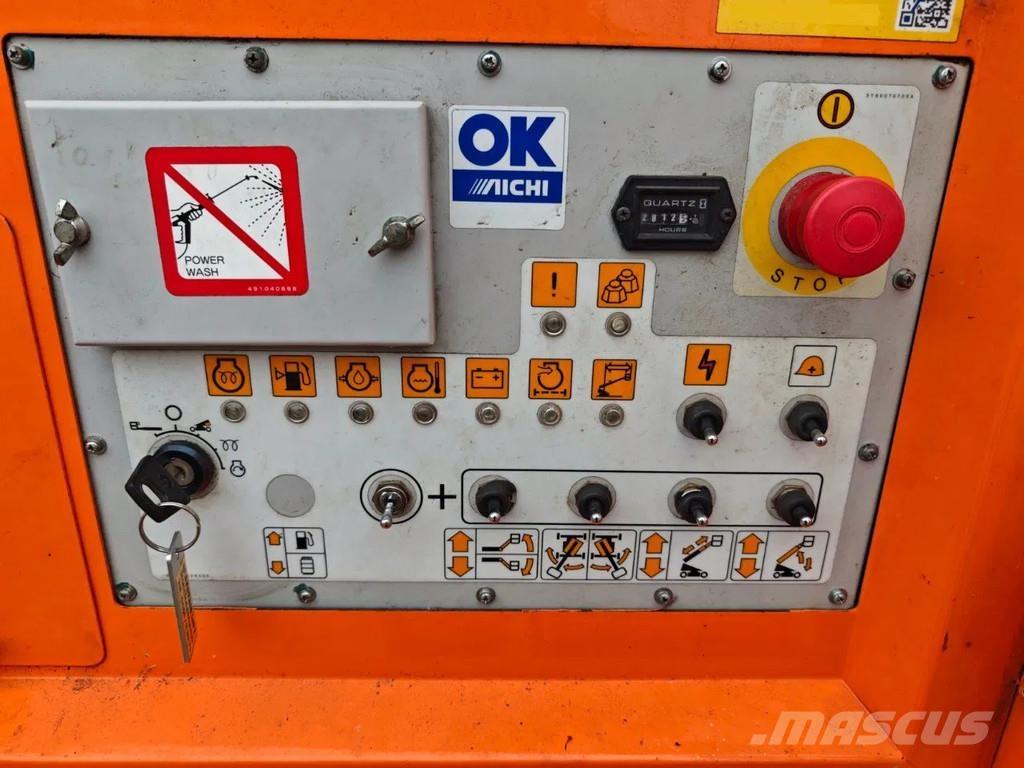 Aichi SR 21 AJ Teleskopbühnen