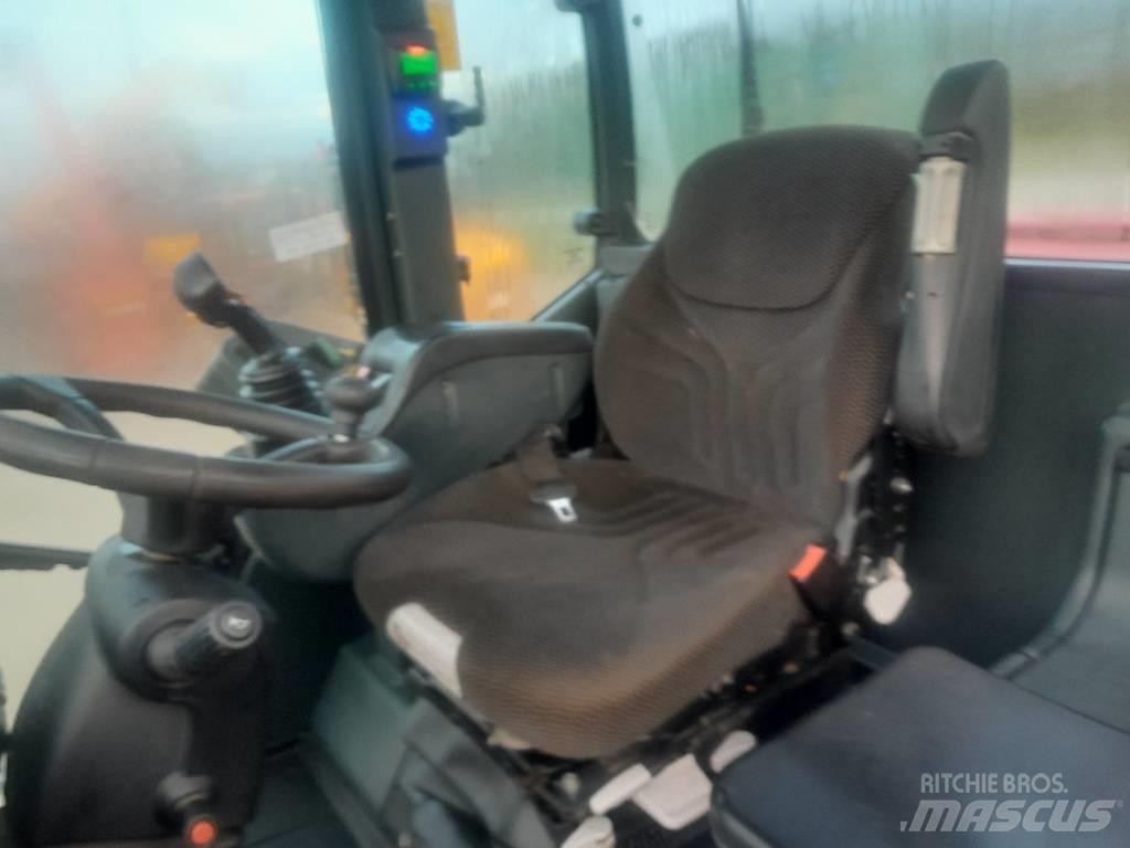Schafer T8620 Teleskoplader für Landwirtschaft