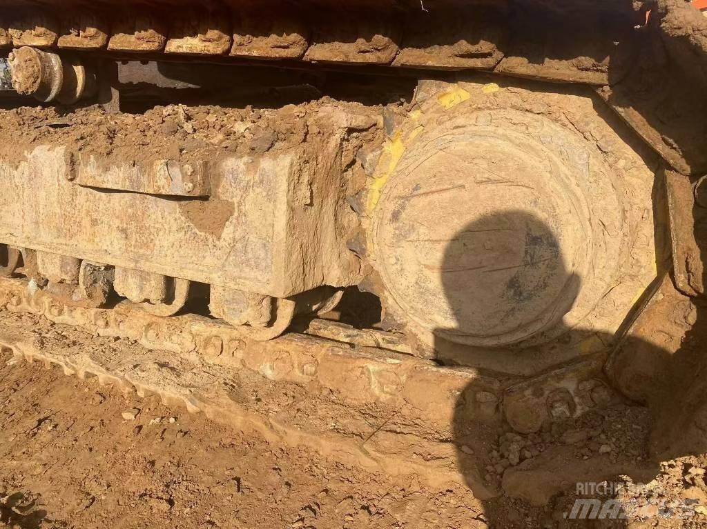 Doosan DX 300 LC Raupenbagger