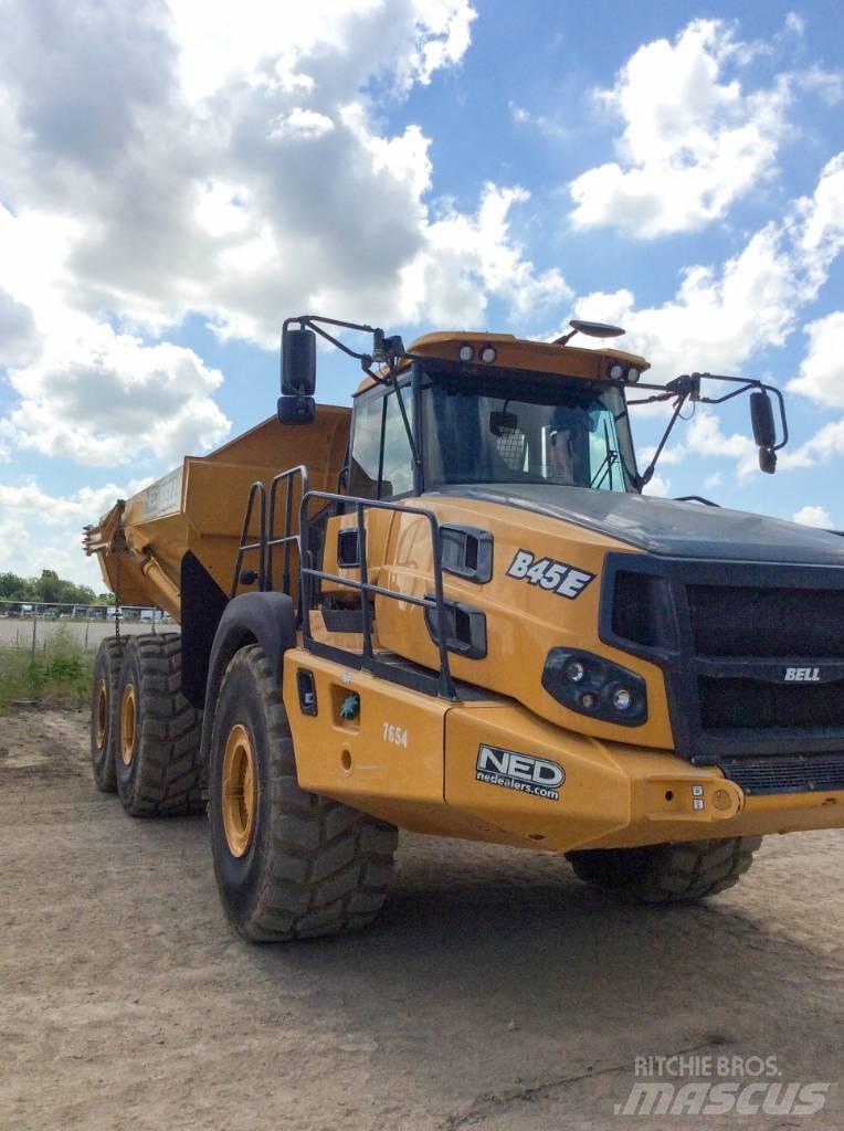Bell B45E Dumper - Knickgelenk