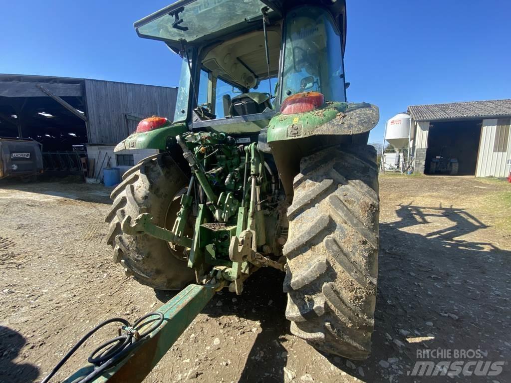 John Deere 5100 R Traktoren