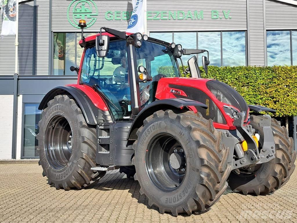 Valtra N175D Traktoren