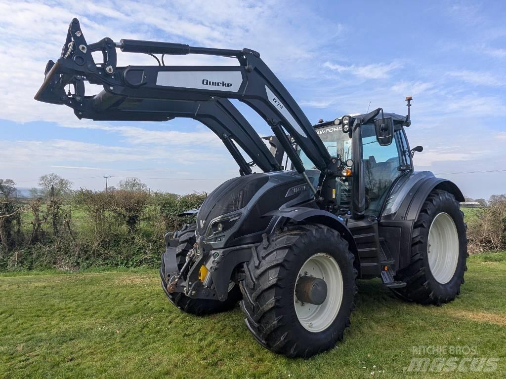 Valtra T 254 Traktoren