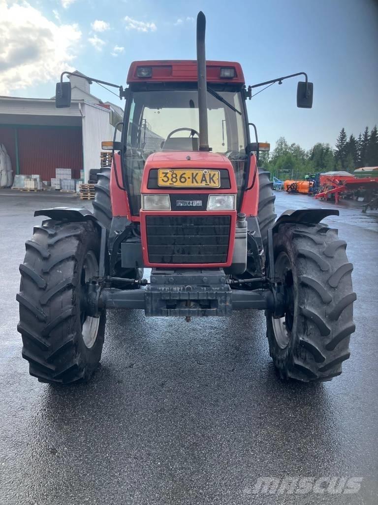 Case IH Maxxum 5130 Traktoren
