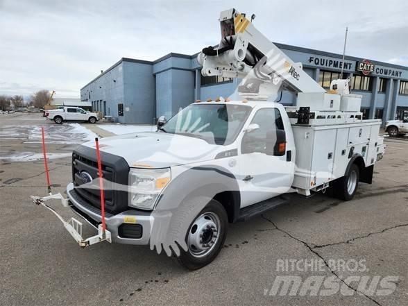 Altec AT40M LKW-Arbeitsbühnen