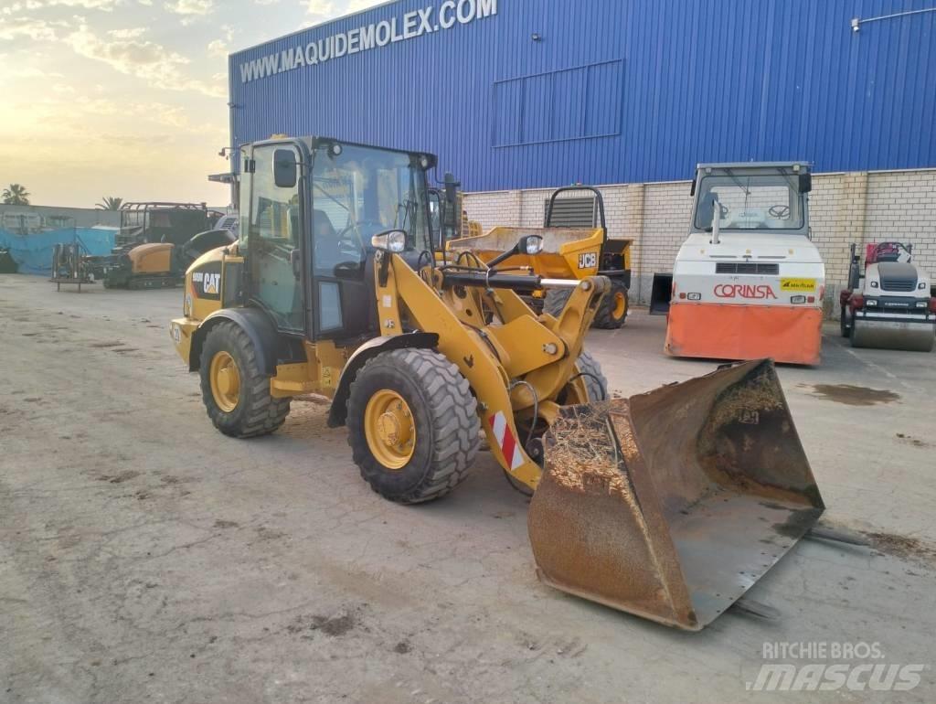 CAT 906M Radlader