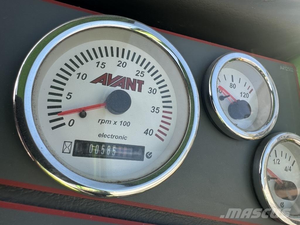 Avant 523 Minilader