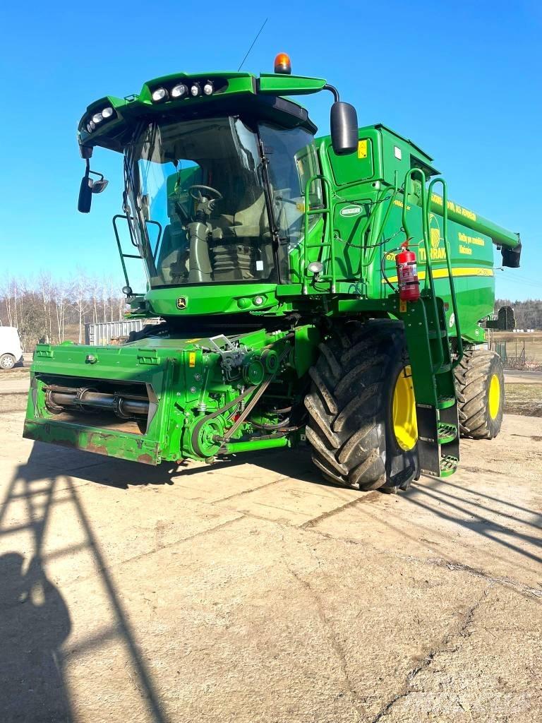 John Deere T 670 i Mähdrescher