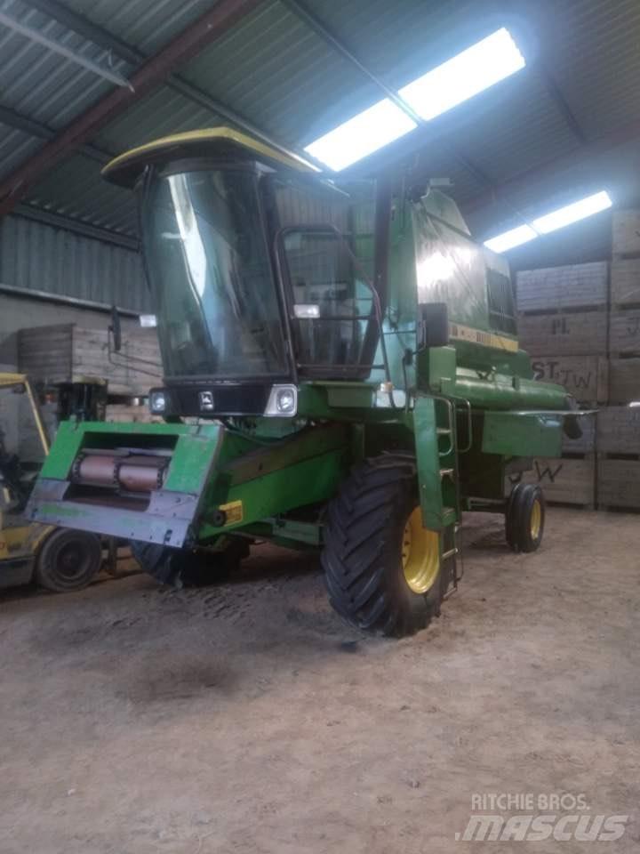 John Deere 1065 Mähdrescher