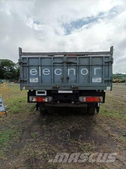 Iveco Trakker 410 Kranwagen