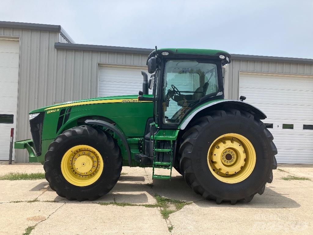 John Deere 8360 R Traktoren