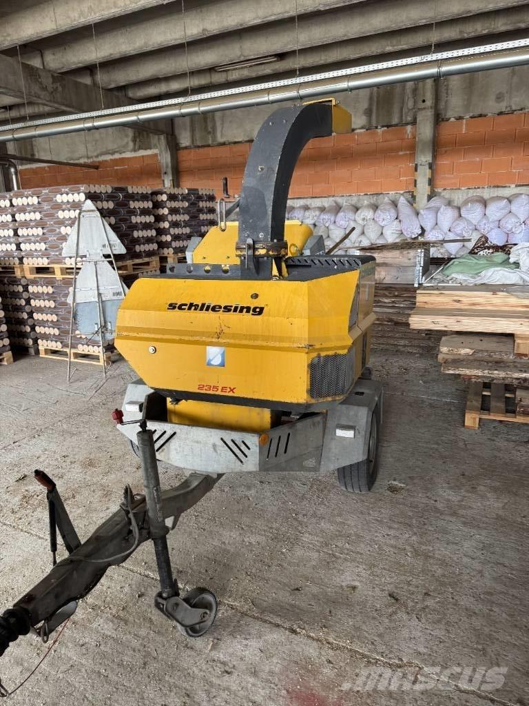 Schliesing 235EX Holzhäcksler