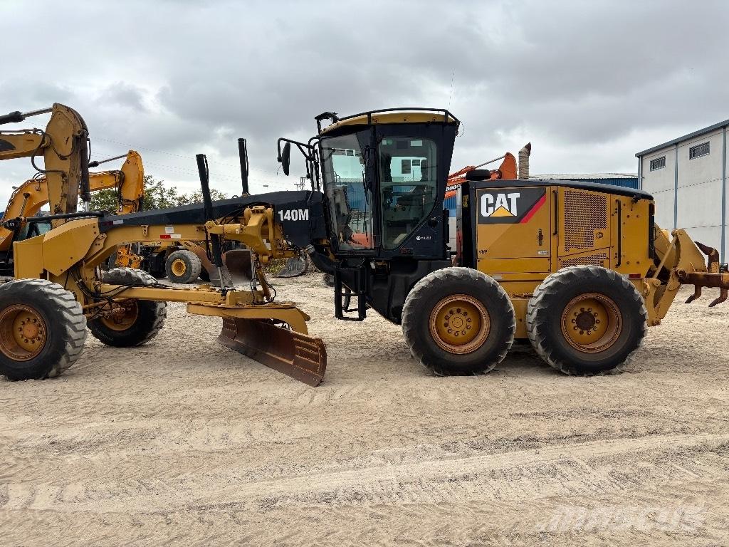 CAT 140M Grader
