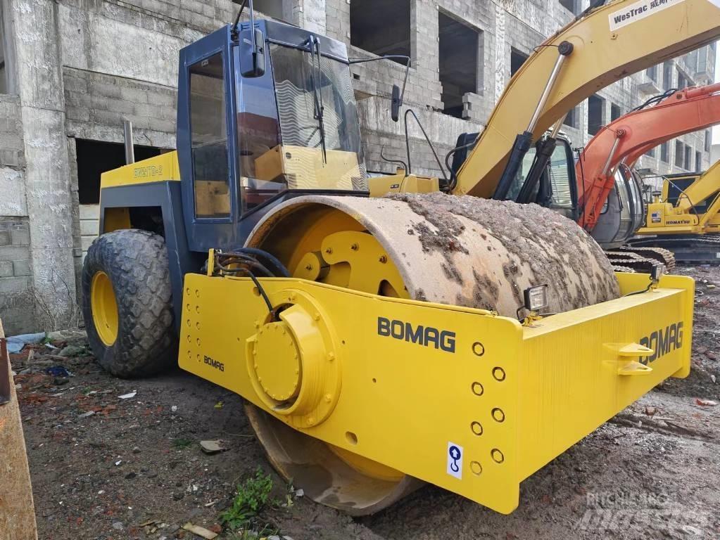 Bomag BW 217 D-2 Walzenzüge