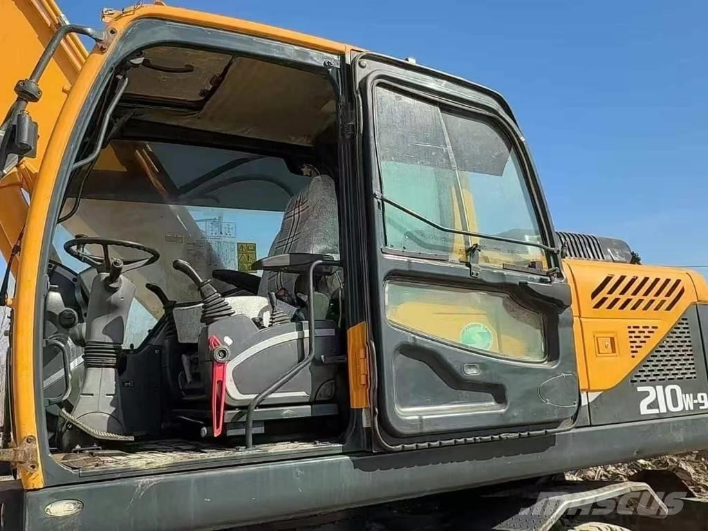 Hyundai R 260 LC-9S Raupenbagger