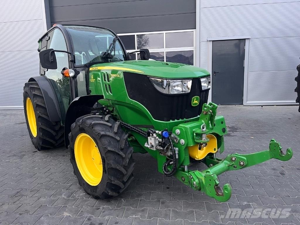 John Deere 5090 GL Traktoren