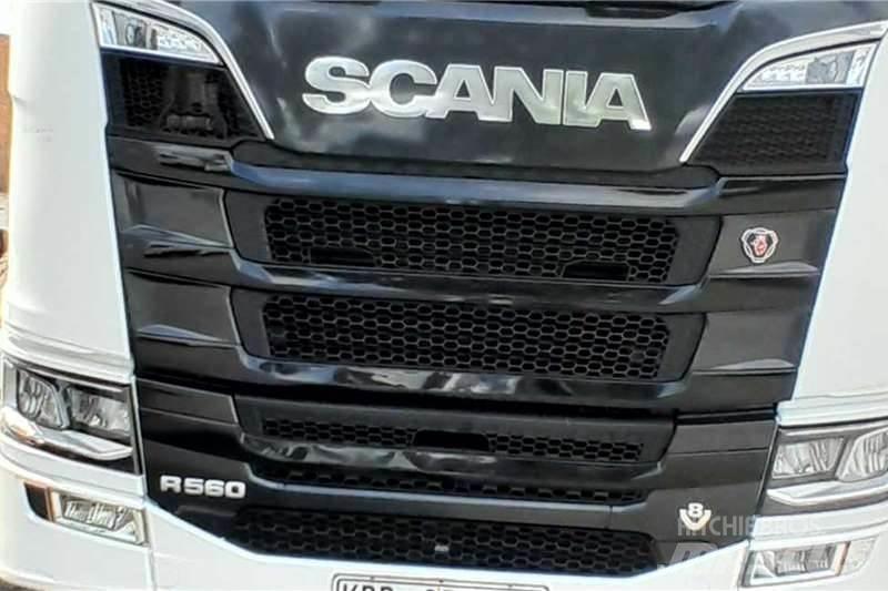 Scania R560 Andere Fahrzeuge