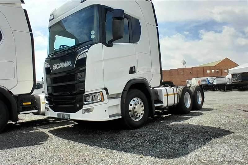 Scania R560 Andere Fahrzeuge