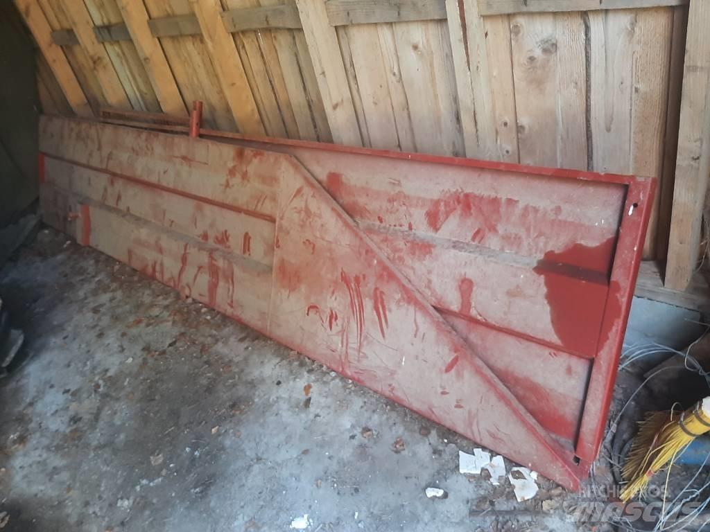 Tuhti Rehulaidat M90 Weitere Anhänger