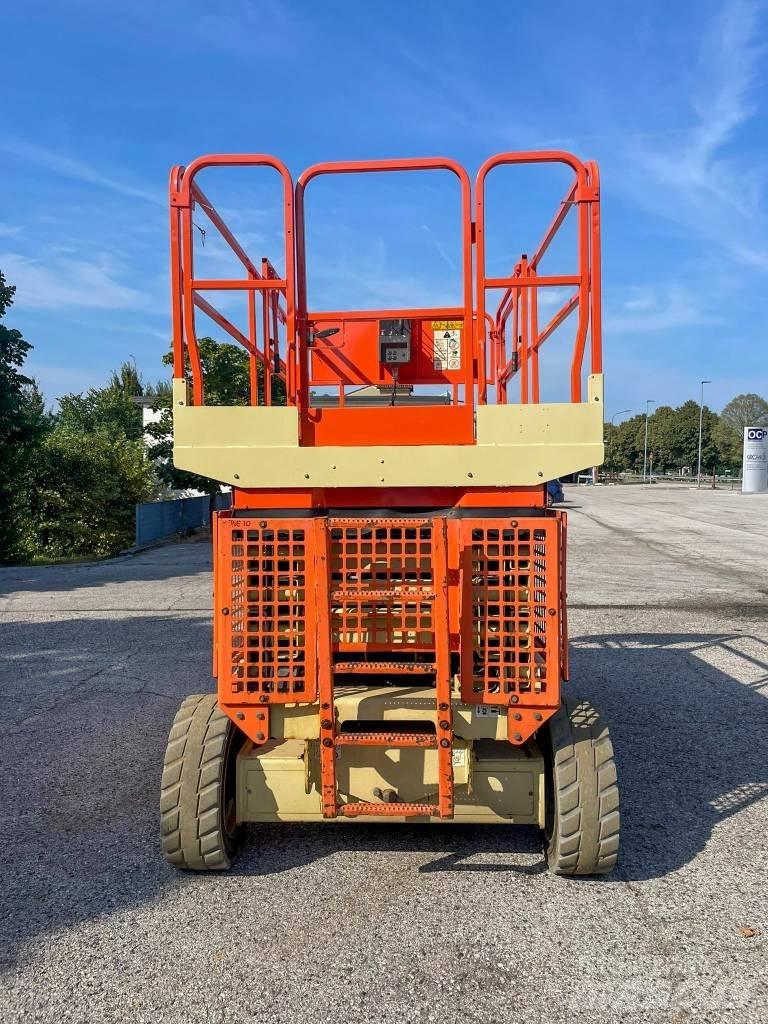 JLG 4069 Scheren-Arbeitsbühnen