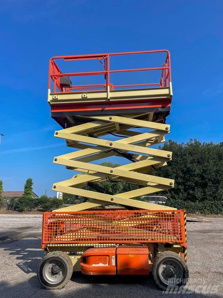 JLG 4069 Scheren-Arbeitsbühnen