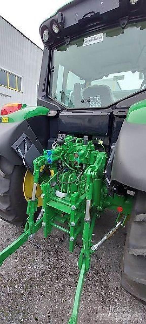 John Deere 6090m Traktoren