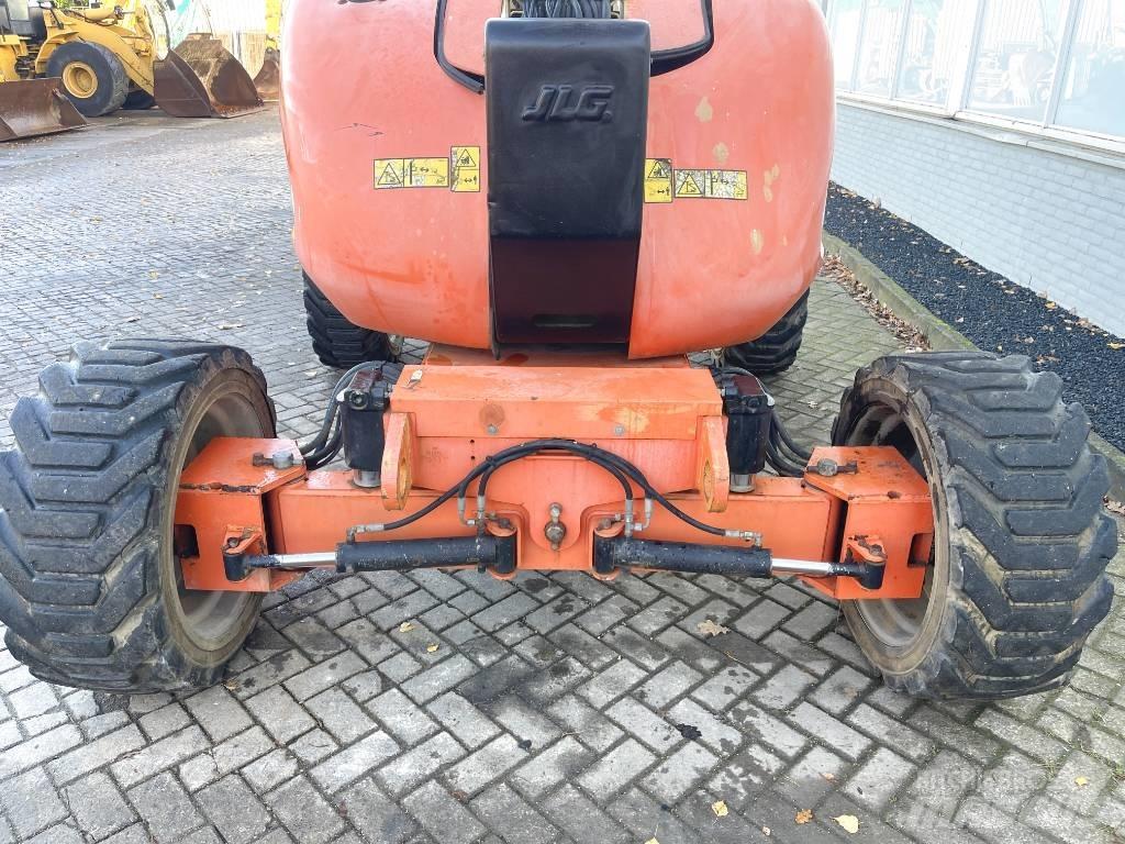 JLG 600 AJ Teleskopbühnen