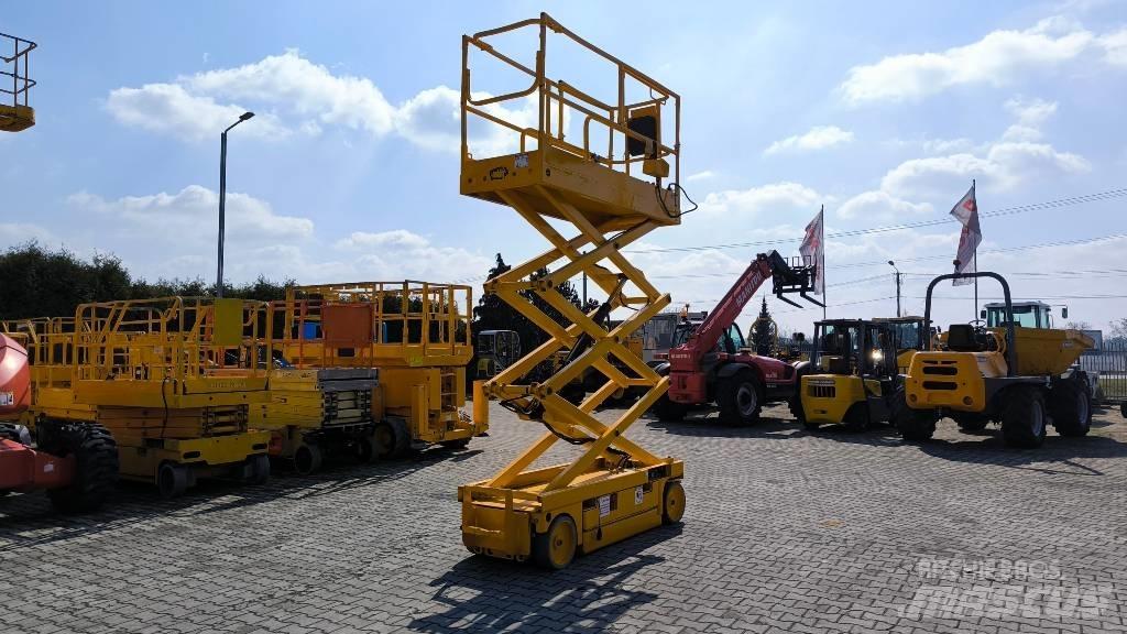 Haulotte Compact 8 Scheren-Arbeitsbühnen