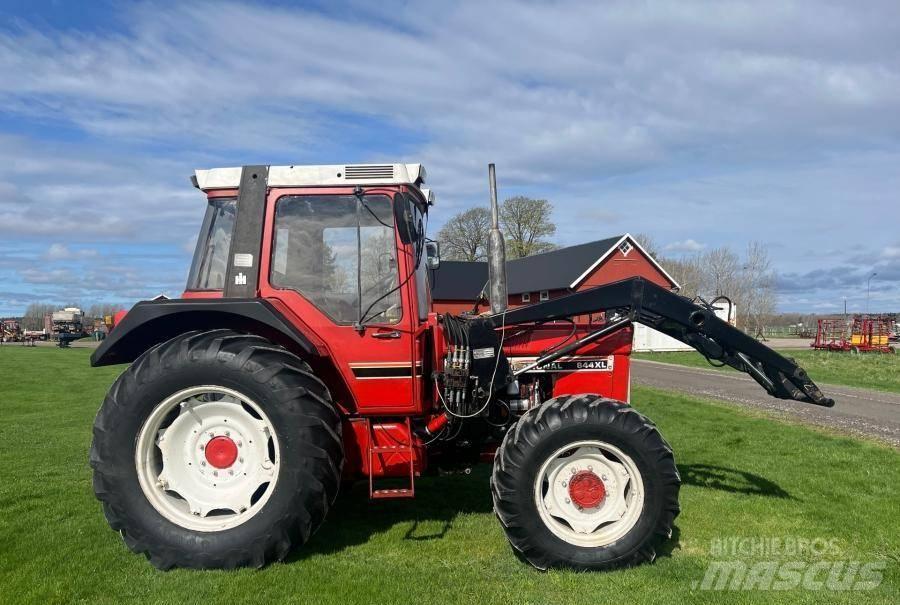 Case IH 844 XL Traktoren