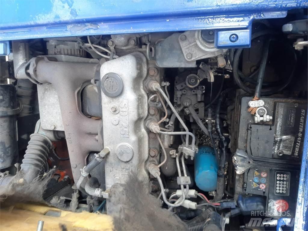 Nissan EH01A15U Sonstige Landmaschinen